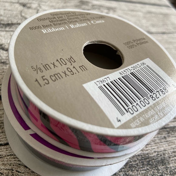 All x $25. NWT! Ribbon spools, different designs. New in packaging. $5 each - Picture 13 of 16